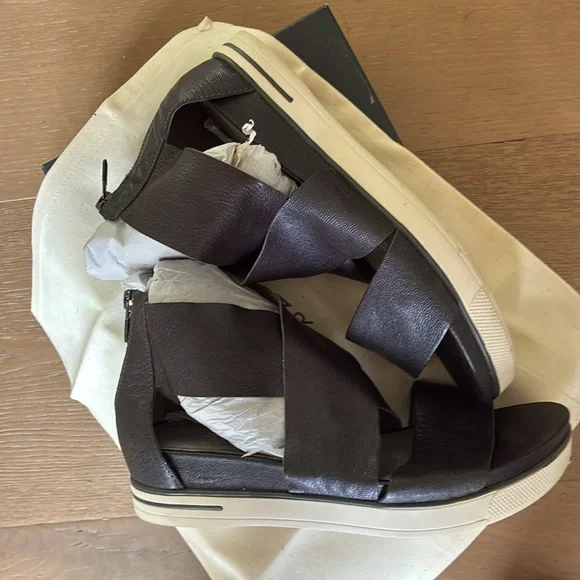 Eileen Fisher Sport Tumbled Nubuck Sneaker Sandal EUC - Picture 3 of 7